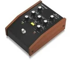 Behringer BM-17 DAŽNIŲ DĖŽUTĖ Gitaros efektas