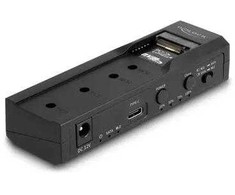 „DeLOCK“ USB C tipo į 1 x M.2 NVMe SSD + 1 x SATA SSD/HDD keitiklis su klonavimo funkcija