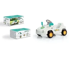 DOLU pedalinis automobilis, baltas, dėžutėje 2684