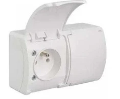 Elektro-Plast Dvivietis lizdas 2 x 2P + Z IP44 balta su baltu atvartu (61.380)