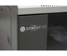 EMITERNET Atskira pakabinama spintelė 19" 22U, skardos/stiklo durys, 600×450×1083mm plotis/gylis/aukštis EM/AP6422