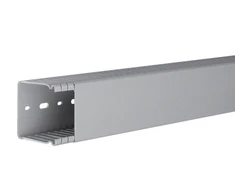 Hager Polo BA66006007030B tehaselito šukuotas kanalas BA6 60x60mm PVC pilkas BA66006007030B /2m/