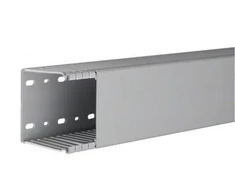 Hager Polo BA68008007030B tehaselito šukuotas kanalas BA6 80x80mm PVC pilkas BA68008007030B /2m/
