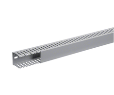 Hager Polo DNG5005007030B tehaselito šukuotas kanalas DNG 50x50mm PVC pilkas DNG5005007030B /2m/