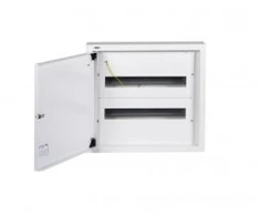 Kanlux 29323 Metalinis modulinis skirstytuvas 2x18 paviršinis IP30 N+PE I klasė baltos durys KP-DB-I-MS-218 balta 29323