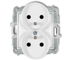 Karlik Elektrotechnik 25MGPR-2zp MINI Dvigubo lizdo mechanizmas rėmui su įžeminimu 2x(2P+Z) (srovės kelio sklendės) balta matinė 25MGPR-2zp