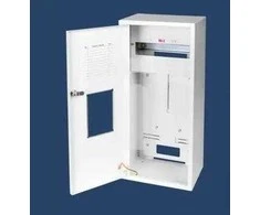 Karwasz RU-3 Z/O/E Ant paviršiaus montuojama/po sienele skaitiklių spinta (universali) 1 metro, 3 fazių, 12 IP30 modulių, 115 mm RU-3 Z O/E