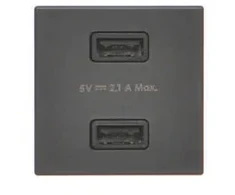 Kontakt-Simon K45 USB įkroviklis (45x45) A tipo lizdas 5V/2.1A K126E/14