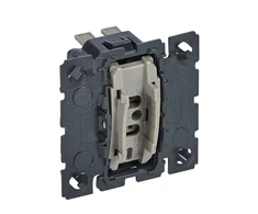 Legrand CELIANE Universali jungtis 10AX IP20 067001E