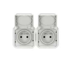 Legrand 069642L NAUJAS PLEXO 55 Lizdas 2x2P+Z horizontalus mechanizmas 16A - 250V AC baltas 069642L