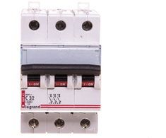 Legrand 404225 Automatinis jungiklis 3P C 32A 10kA AC S313 TX3 404225