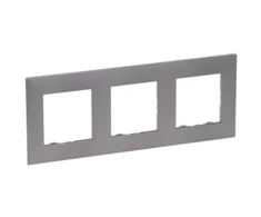 Legrand Niloe Step - trigubas rėmelis 3x- plieno spalva 863493