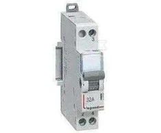 Legrand FR300 32A TALPOS JUNGIKLIS, NEUTRALINIS TAŠKAS