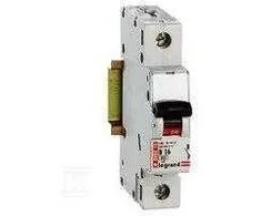 Legrand S301 B63 OFFNMP.6kA TX3