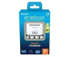 PANASONIC išmanusis įkroviklis + 4x AA ENELOOP 2000 mAh