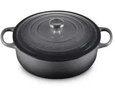 Indai - Le Creuset Signature Gourmet Roaster 30cm Cherry Raudona