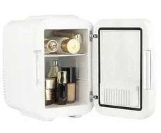 Šaldytuvas COSMETIC REFRIGERATOR WITH MIRROR MPM-04-CK-01 Baltas