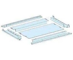 Schneider Electric Sandarinimo plokštė 650x600mm LVS08696