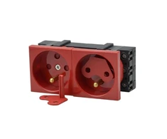 Securitynet WP45X4572 Dviguba modulinė rozetė su spyna ir raktu, raudona, WP45X4572