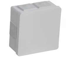 Tuščia ant paviršiaus montuojama dėžutė su 6 įvadais VIPLAST VP-02 click Baltas IP55 86x86x40mm 002-01