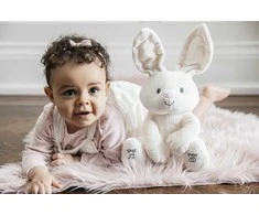 SM GUND GUND Pliušinė triušytė Flora, 30 cm