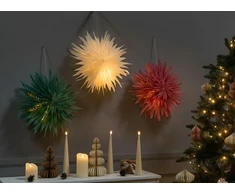 Beliani 3 pakabinamų LED dekoracijų rinkinys GROVLAN Žvaigždė 41 cm įvairiaspalvės