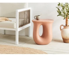 Beliani Šoninis staliukas IDRO 42 cm 28 cm oranžinis