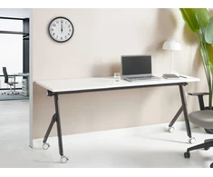 Beliani Sulankstomas rašomasis stalas BENDI 180 cm x 60 cm, baltas, su ratukais