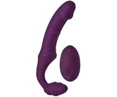 Dreamtoys RYŠKUS. STORM NUOTOLIU VALDOMAS DIRŽELIO VIBRATORIUS STORM SU 15 CM DILDU