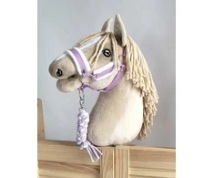 Super Hobby Horse Hobio žirgo kantaras A3 su baltais pūkais ir pavadžiu (balta/violetinė)