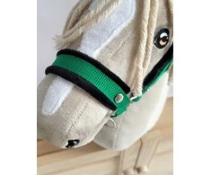 Super Hobby Horse Reguliuojamas kantaras hobi arkliukui A3 – žalias su juoda pūkuota apdaila
