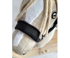 Super Hobby Horse Reguliuojamas kantaras hobi arkliukui A3 – juodas su kailiuku