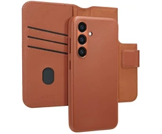 Accezz 2-in-1 odinis atverčiamas dėklas su MagSafe, skirtas Samsung Galaxy S24 – Sienna Brown