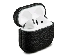 Accezz natūralios odos dėklas, skirtas AirPods 5 / 4 – juodas