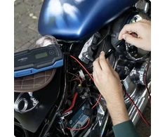 Ansmann 1001-0144 automobilio akumuliatoriaus įkroviklis 6 – 14 V Juoda