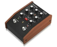Behringer BM-18M CLUSTER BOX gitaros efektas