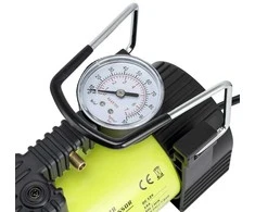 Carmotion Piston air compressor 12V, 11 BAR, 35L / min, analog pressure gauge, 4 adapters