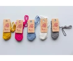 Knitas PIRŠTINĖS KŪDIKIAMS DVIGUBOS DYDIS 3-4