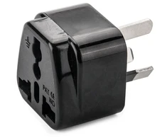 PNI 220V kištukinis adapteris iš Europos į JK
