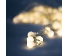 Saulės energija įkraunama LED girlianda FROSTED BALLS SFB61 6,5m 30 lempučių šiltai balta Forever Light