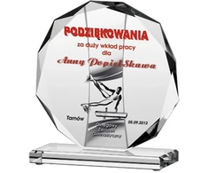 Tryumf Stiklinis trofėjus su graviravimu + užpildymas dažais 80613/GR/FA