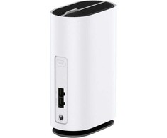 ZTE G5C - Gigabit Ethernet dviejų dažnių (2,4 GHz / 5 GHz) Wi-Fi 6 4G/5G belaidis maršrutizatorius baltame fone
