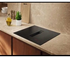 60 cm pločio SaphirMatt indukcinė kaitlentė su integruotu gartraukiu Electrolux ECC63410CT