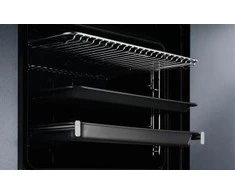 70l.talpos įmontuojama garinė juodos spalvos orkaitė Electrolux EOB8S39WZ