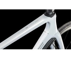 Dviratis Cube Agree C:62 ONE foggrey'n'pilkas 2025-58 cm (Dydis: 58 cm)
