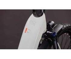 Elektrinis dviratis Cube Nuride Hybrid Performance 600 Easy Entry desertstone'n'pilkas 2026-54 cm (Dydis: 54 cm)