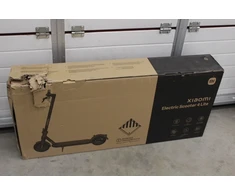 Išparduodama. Xiaomi Electric Scooter 4 Lite EU Xiaomi Electric Scooter 4 Lite EU 300 W 25 km/h 8.5 " 3 mėn. Juodas USED DAMAG
