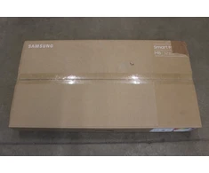 Monitorius Išparduodama. Samsung S32FM801UU 32 in VA 4K UHD (2160p) 3840 x 2160 at 60 Hz 400 cd/mÂ² HDMI USB-C 65 Watt Height pivot (rota