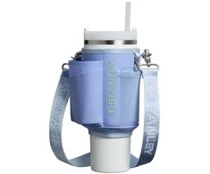 Stanley Patogus krepšys su dirželiu „Quencher“ 1,18 l puodeliui – praktiškos kišenės, hortenzijos spalvos.