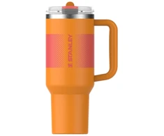 Stanley Termospuodelis su šiaudeliu The Quencher ProTour Flip Straw Tumbler 1.18L oranžinis